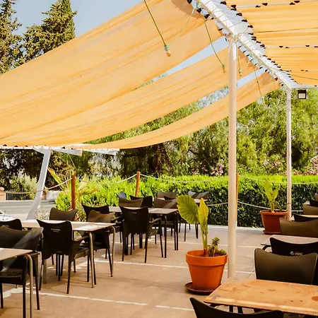 Escua Aparthotel