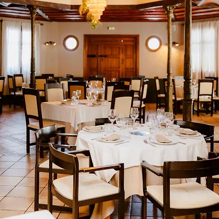 Aparthotel Escua 2*