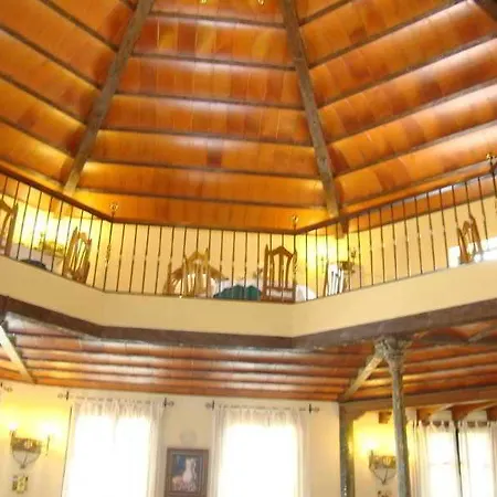 Escua Aparthotel