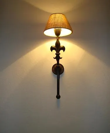 Escua 2*